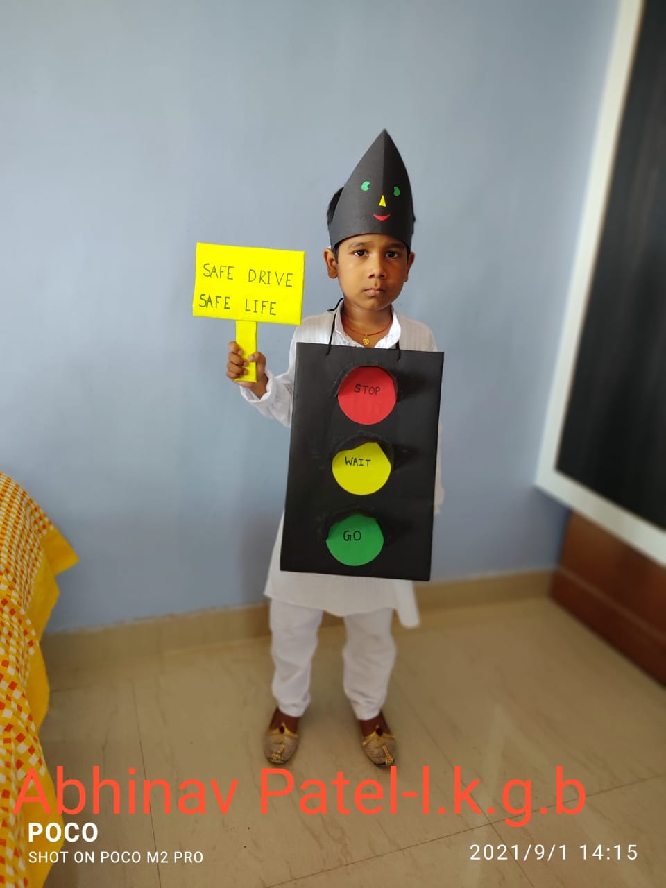Kutty Chutti குட்டி சுட்டி - Glowing Traffic Light School Fancy Dress &  Speech Competition 🚦🚦🚦🚦🚦🚦🚦🚦🚦🚦🚦 https://youtu.be/lpsW3ni2qJc  👆👆👆👆👆👆👆👆👆👆👆 Tap the link Hello Kids Buzzstop Viewers! Here we  come up with an another ...